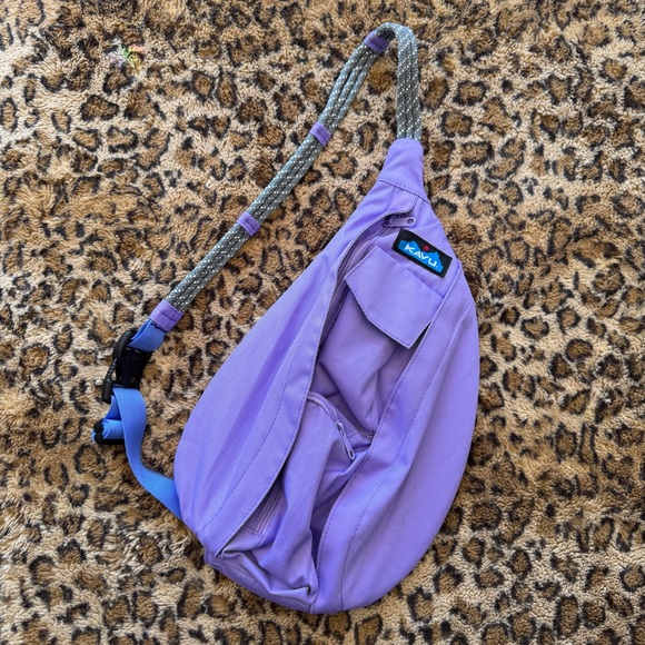 Kavu Handbags - Kavu Mini Slingback Rope Sling Bag Backpack Lavender